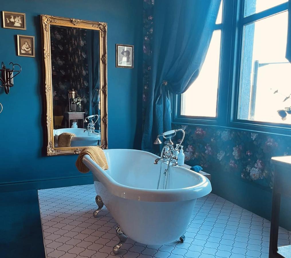 Mollys Boutique Hotel Илкли Экстерьер фото